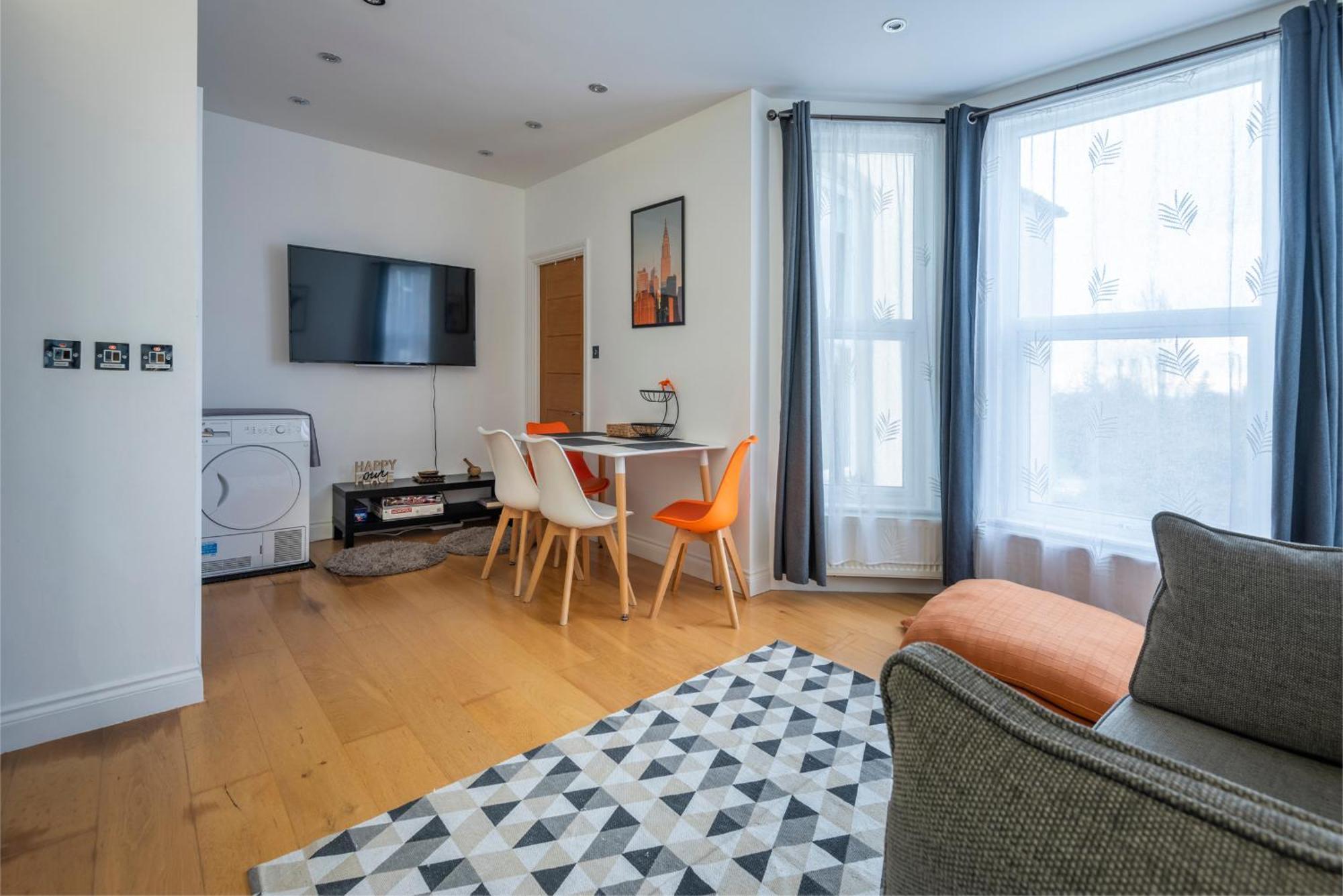 Woodside Gardens Luxury Near Alexandra Palace, Tottenham Stadium & Drumsheds Appartamento Londra